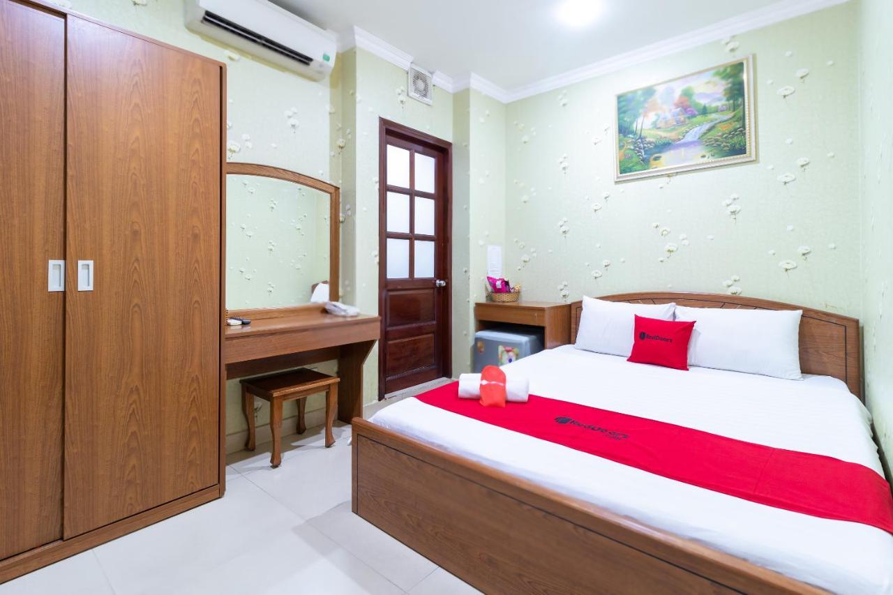 RedDoorz Nam Bac Hotel Phan Dang Luu Phu Nhuan Ho-Chi-Minh-Stadt Exterior foto